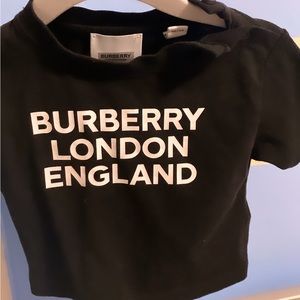 Baby Burberry t shirt size 6 months worn once